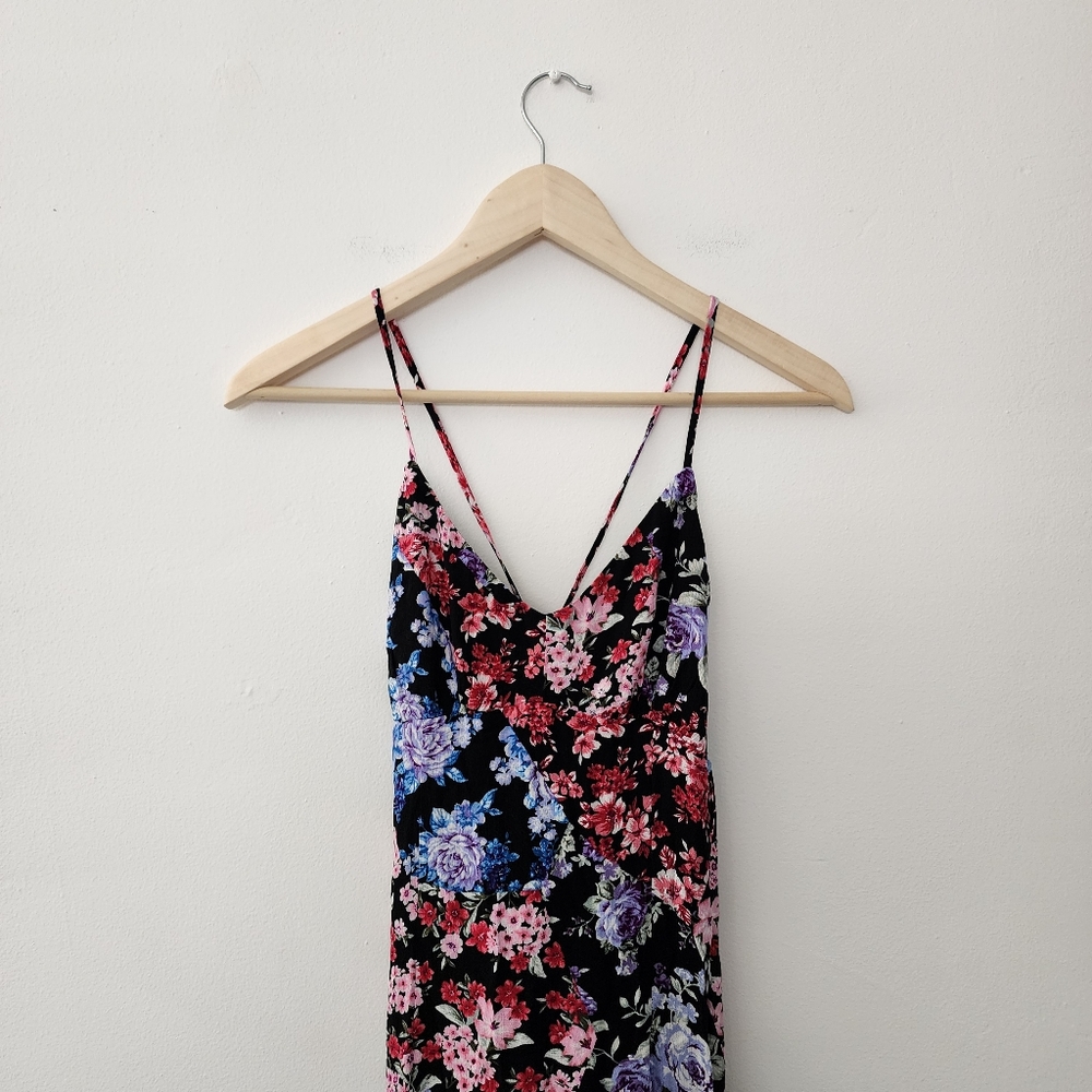 F21 | NWT Floral Maxi Dress with Strappy Back Detail